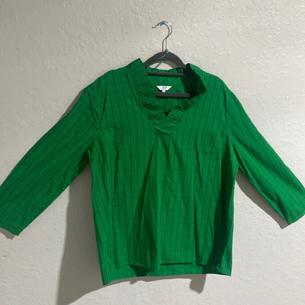 Green Crown and ivy blouse XL